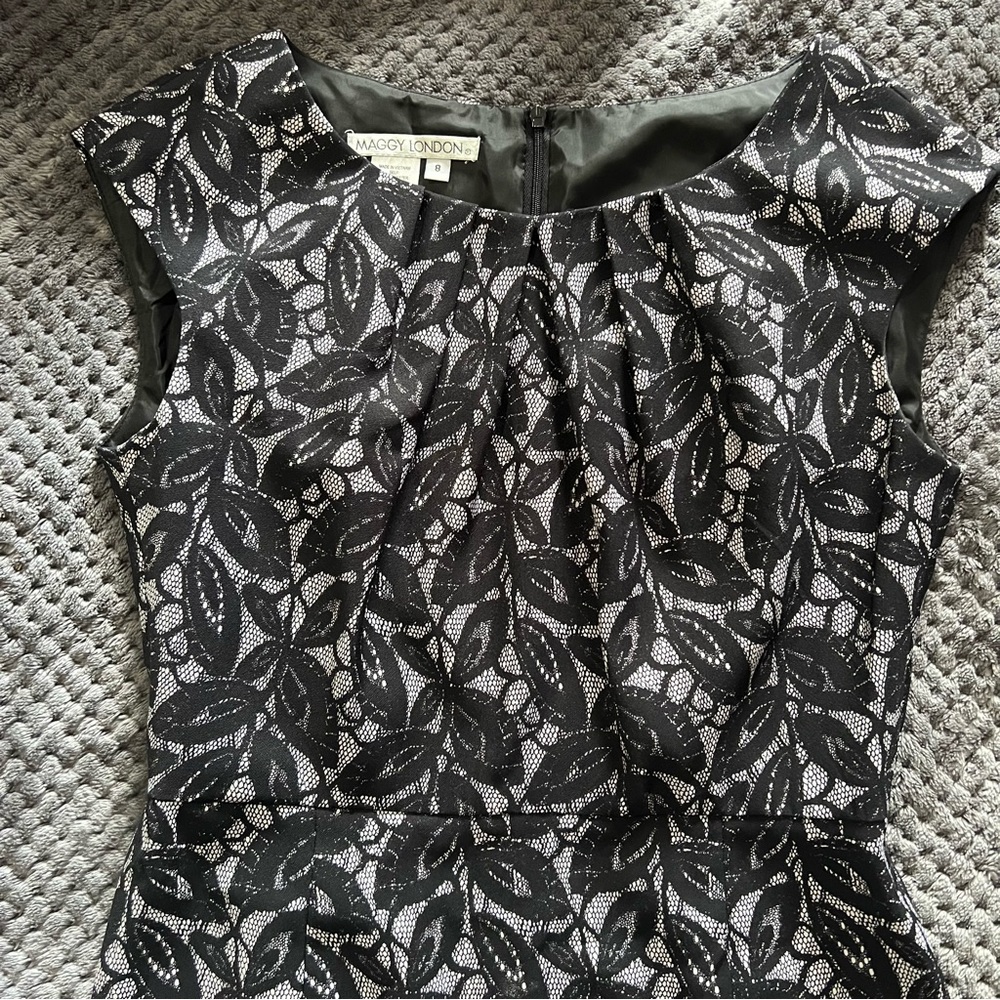 Maggie London midi dress